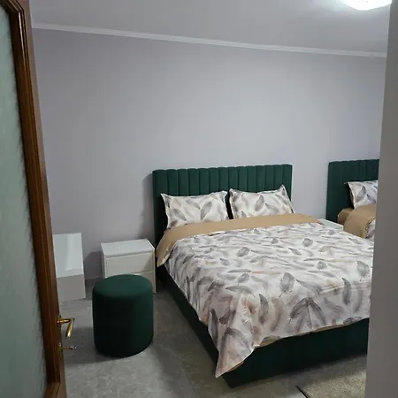 Siar Apartment New Bazaar Apartmán Tirana